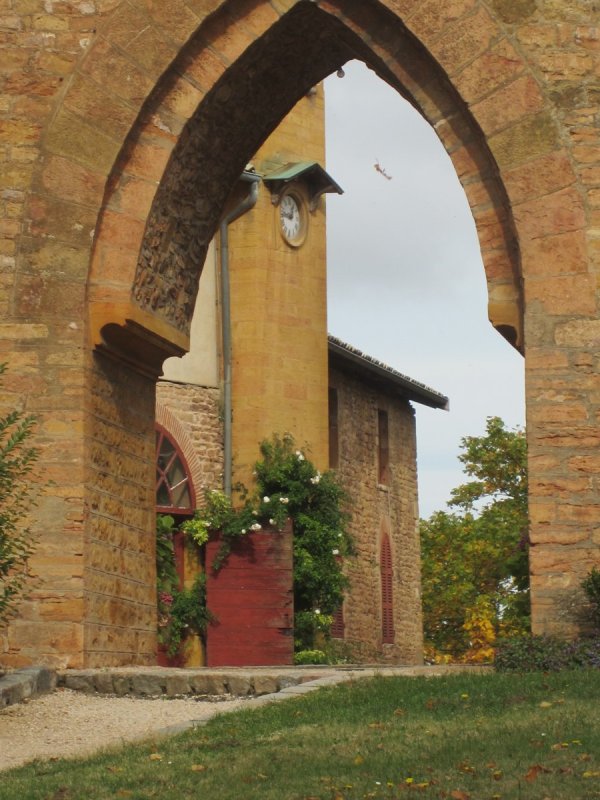 106 Beaujolais Château de Montmelas