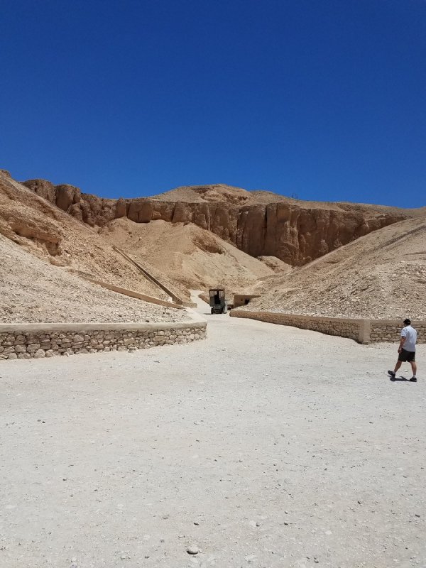 412A Valley of the Kings