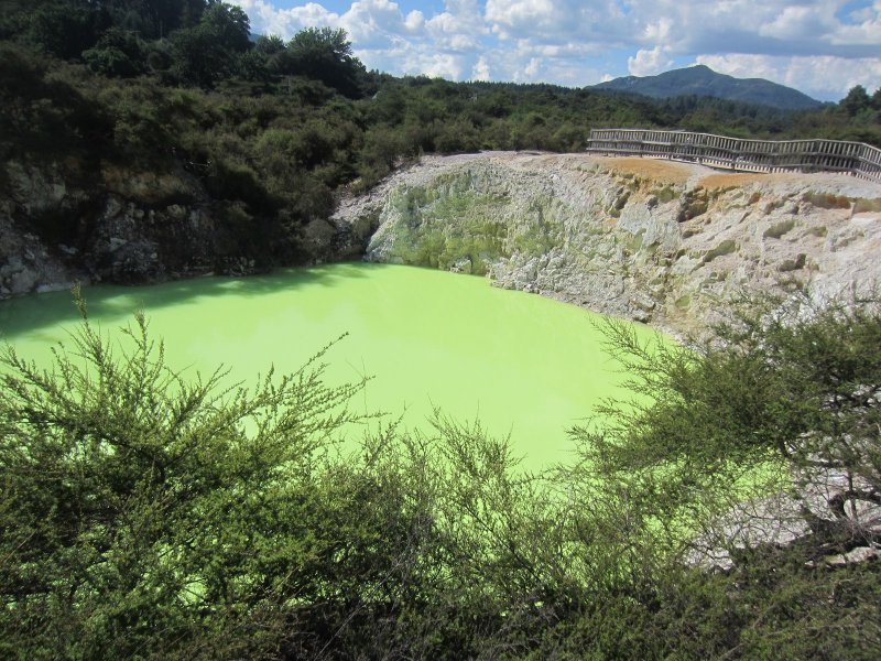 051 Wai-O-Tapu