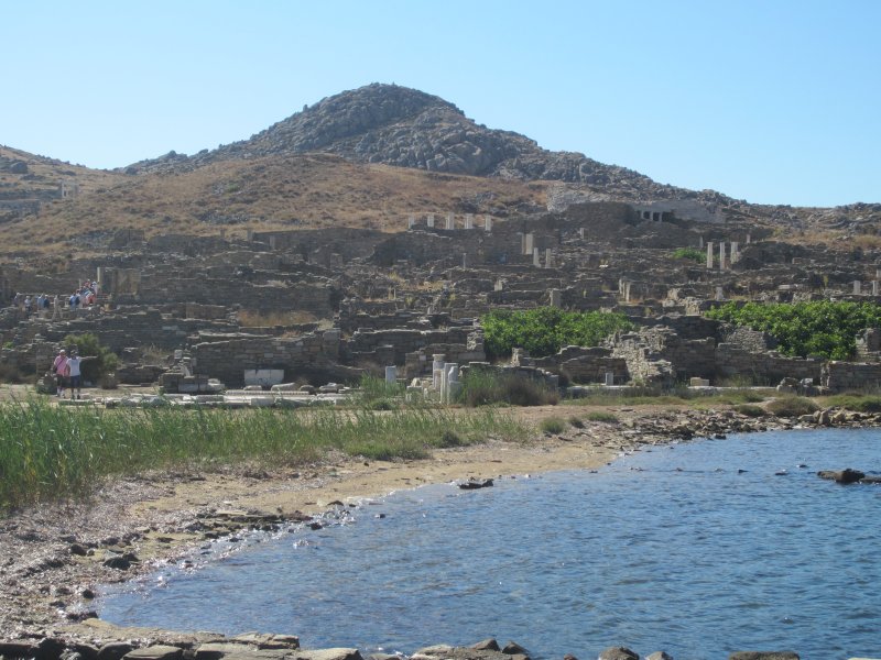 090 Delos