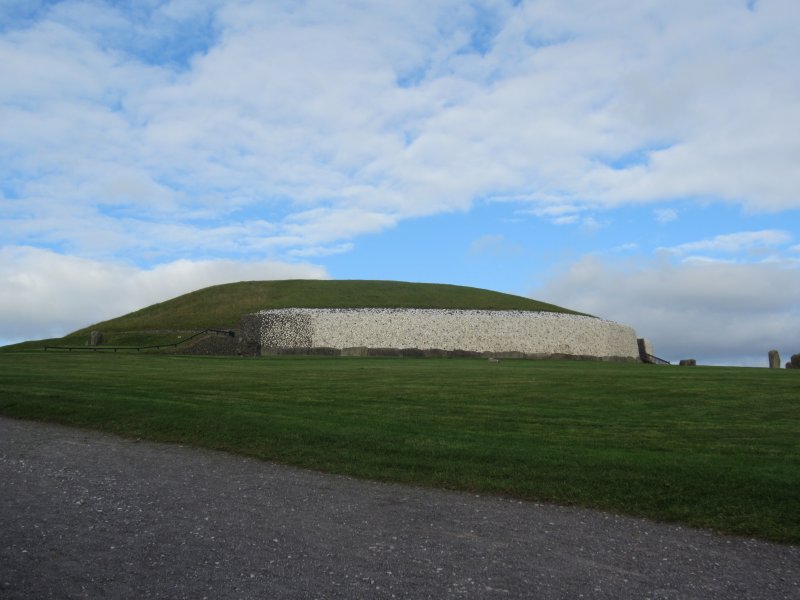 558 Newgrange